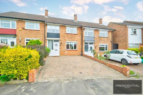 4 Vicarage Road, Woodford Green, IG8 8NH