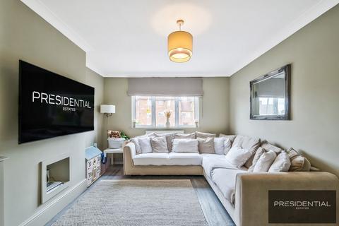 4 Vicarage Road, Woodford Green, IG8 8NH