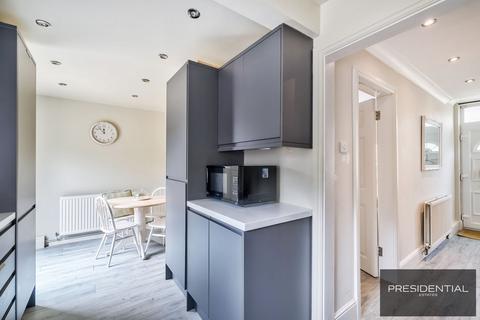 4 Vicarage Road, Woodford Green, IG8 8NH