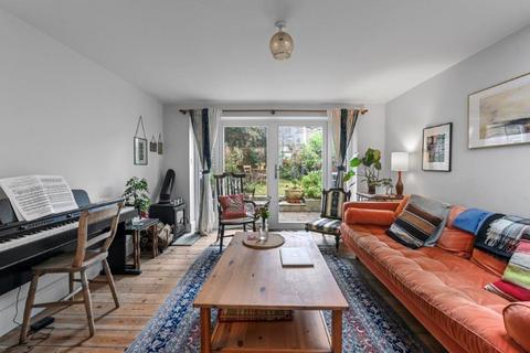 23 Bective Road, London, E7 0DP