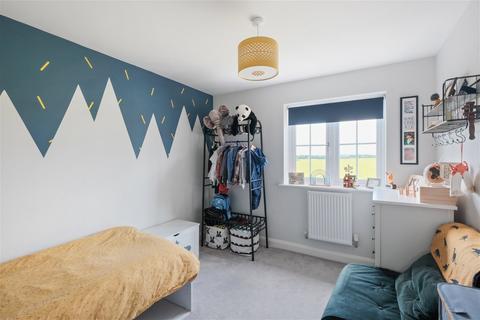 25 Coates Drive, Pinvin, Pershore, WR10 2DH