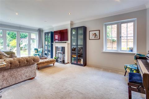 4 bedroom detached house for sale, Henderson Close, Reading RG5