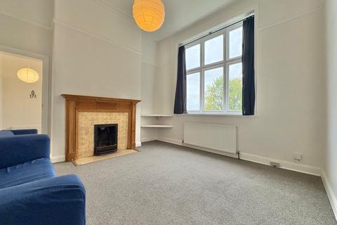 1 bedroom flat to rent, Grange Court, North Grange Mount, Headingley, Leeds, LS6