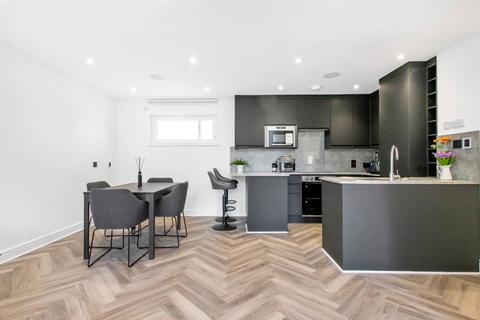 2 bedroom apartment for sale, Naylor Building East, E1