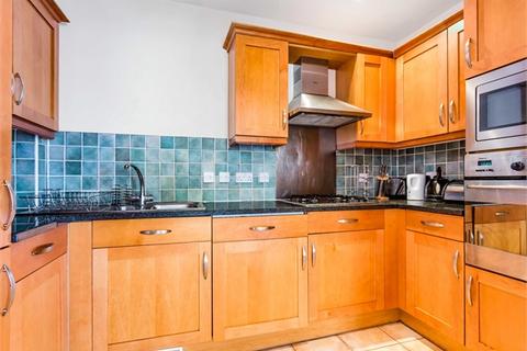 4 bedroom apartment to rent, Russell Lodge, 26 Spurgeon Street, London, SE1