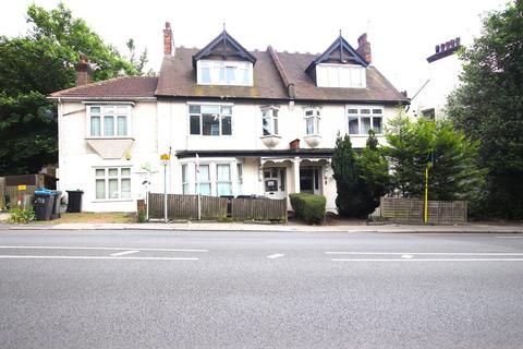 2 bedroom flat to rent, Coombe Road, Croydon, CR0