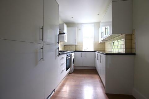 2 bedroom flat to rent, Coombe Road, Croydon, CR0