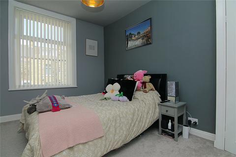 2 Peterborough Terrace, Bradford, BD2 3DL