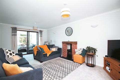 38 Hanson Park, Northam, Bideford, EX39 3SB