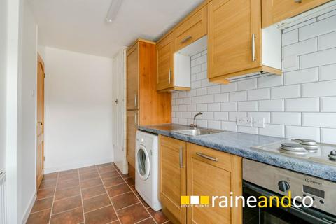39 Comet Road, Hatfield, AL10 0SY