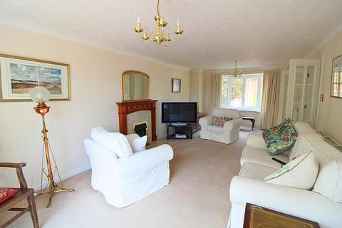 4 bedroom detached house for sale, Conningsby Drive, Pershore WR10