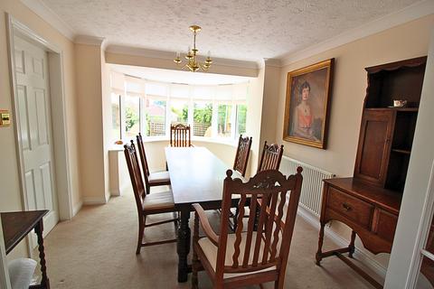41 Conningsby Drive, Pershore, WR10 1QX