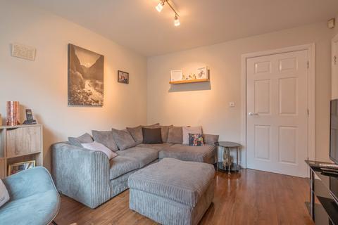 2 bedroom end of terrace house for sale, Dellside Gardens, Cullingworth, Bradford, West Yorkshire, UK, BD13