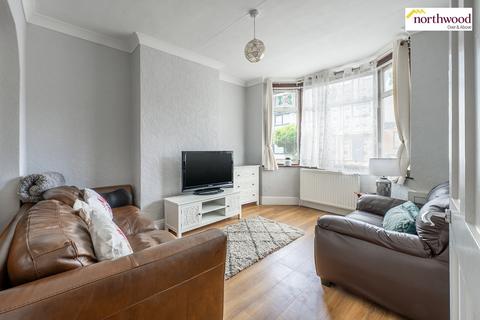 3 bedroom end of terrace house for sale, Sandringham Road, Watford, WD24