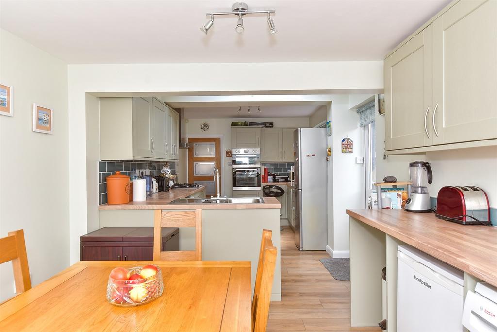 Kitchen/ Breakfast Room