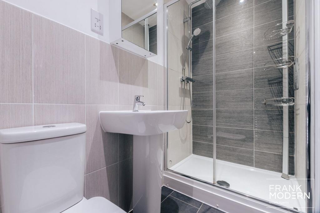 Bedroom Two En-Suite