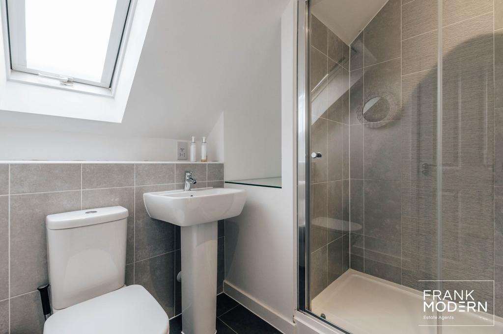Bedroom One En-Suite