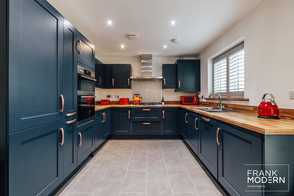 Kitchen / Diner