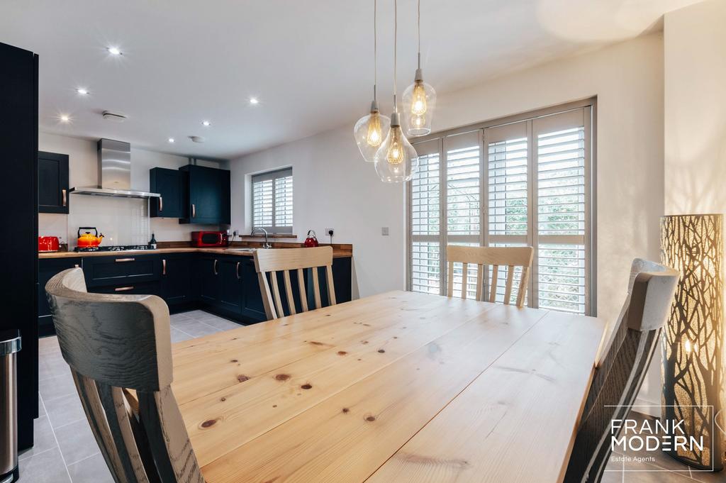 Kitchen / Diner