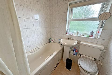 2 bedroom flat for sale, Millbrook, North Shields, Tyne and Wear