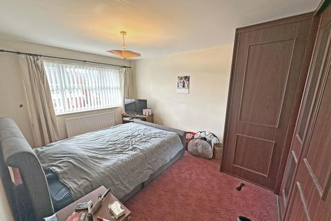 2 bedroom flat for sale, Millbrook, North Shields, Tyne and Wear