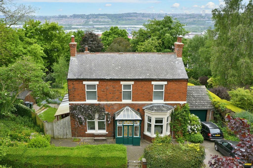 Tyne View Avenue, Whickham 4 bed detached house for sale £575,000