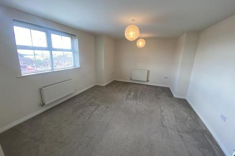 2 bedroom flat to rent, Liskeard, Cornwall PL14