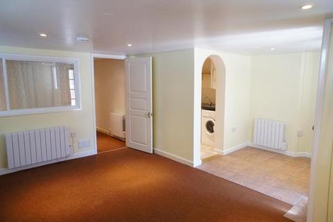 1 bedroom ground floor flat to rent, The Old Mill, 4 Town Mills PL15