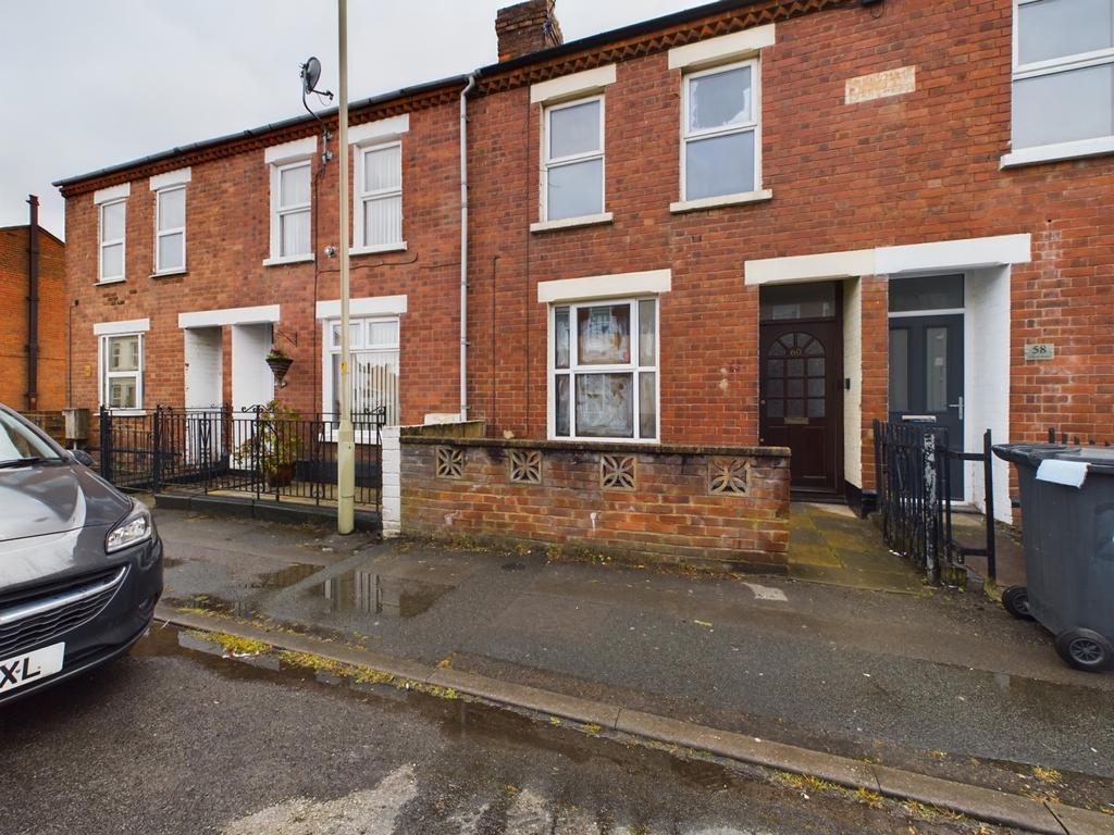 Alfred Street, Gloucester 2 bed terraced house to rent £975 pcm (£225 pw)