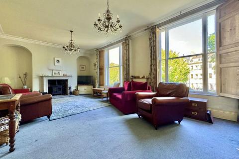4 Beaufort West, Bath, BA1 6QB