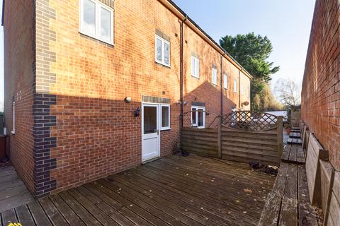 3 bedroom townhouse for sale, St Marys View, Banbury OX16