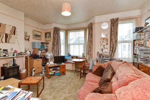 1 bedroom flat for sale, Gordon Road, Worthing, West Sussex