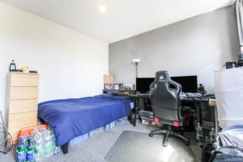4 bedroom terraced house to rent, BILLS INCLUDED: Bentley Lane, Meanwood, Leeds, LS6