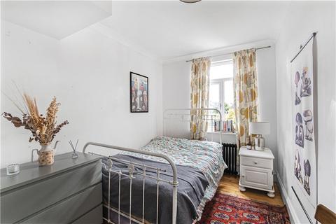 39 Macclesfield Road, London, SE25 4RY