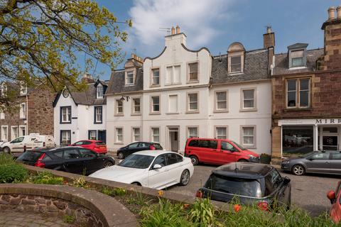 7/5 The Square, East Linton, EH40 3AD