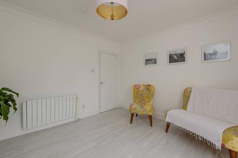 7/5 The Square, East Linton, EH40 3AD