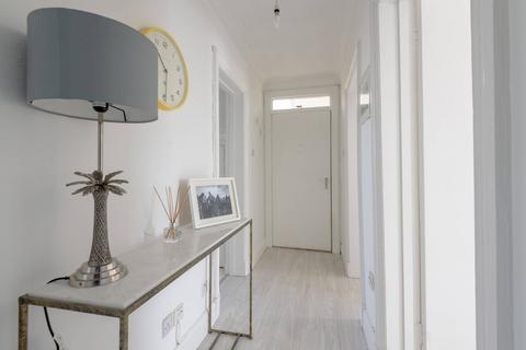 7/5 The Square, East Linton, EH40 3AD