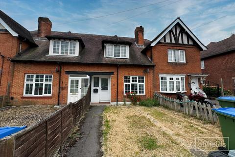 49 Alder Road, Southampton, SO16 5EG