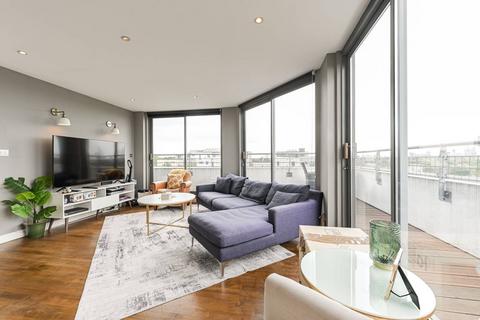 2 bedroom penthouse for sale, Clement Avenue, Clapham High Street, London, SW4