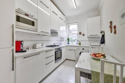 2 bedroom flat for sale, Lewisham Way, Brockley, London, SE4