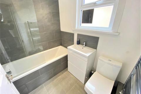 1 bedroom maisonette for sale, Derby Road, Enfield, EN3 4AW