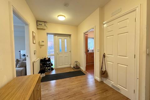 undefined, Chapelview Close, Gee Cross, Hyde, SK14 5PT