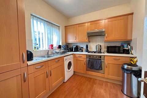 undefined, Chapelview Close, Gee Cross, Hyde, SK14 5PT