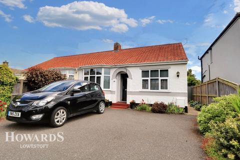 2 bedroom semi-detached bungalow for sale, Rounces Lane, Carlton Colville