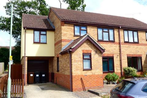 4 bedroom semi-detached house for sale, Howes Avenue, Thurston IP31