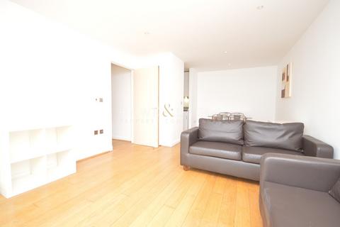 2 bedroom flat to rent, Western Gateway, London, Greater London. E16