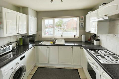 3 bedroom semi-detached house for sale, Beeston Road, Broughton, Chester, Flintshire, CH4