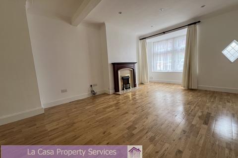 3 bedroom terraced house to rent, South Park Crescent,  London, SE6