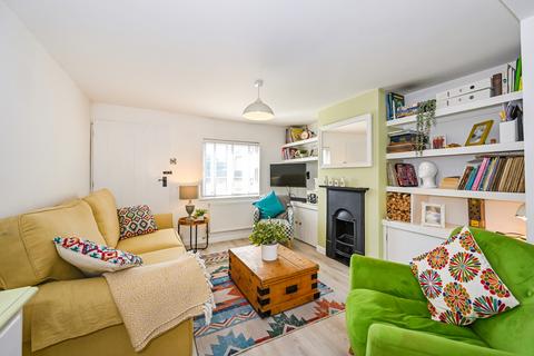 2 bedroom end of terrace house for sale, St. Pancras, Chichester, West Sussex, PO19