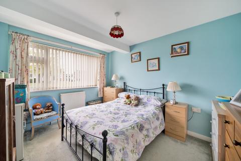 11 Dobbin Close, Swindon, SN3 5EN